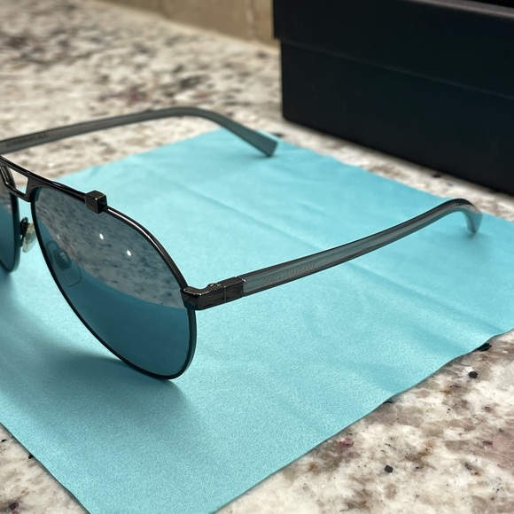 Gently Used Authentic Dolce & Gabbana Sunglasses BLACK colored - Picture 3 of 13